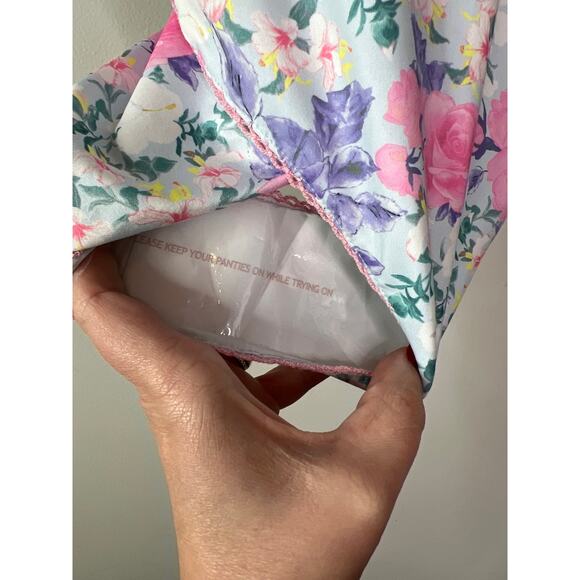 NWT LoveShackFancy Primrose Berry Mikkel Floral One-Piece Swimsuit Pink Size: L - Picture 6 of 8